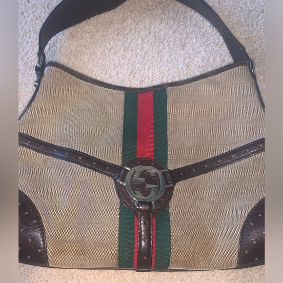Authentic Gucci Shoulder Bag - Picture 2 of 11